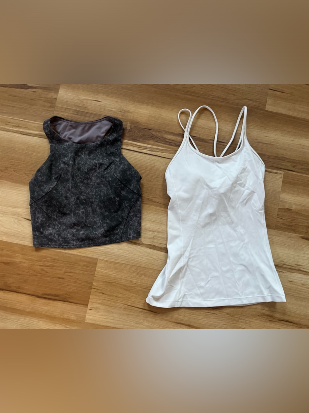 Lululemon tank lot bundle, size 4&6
